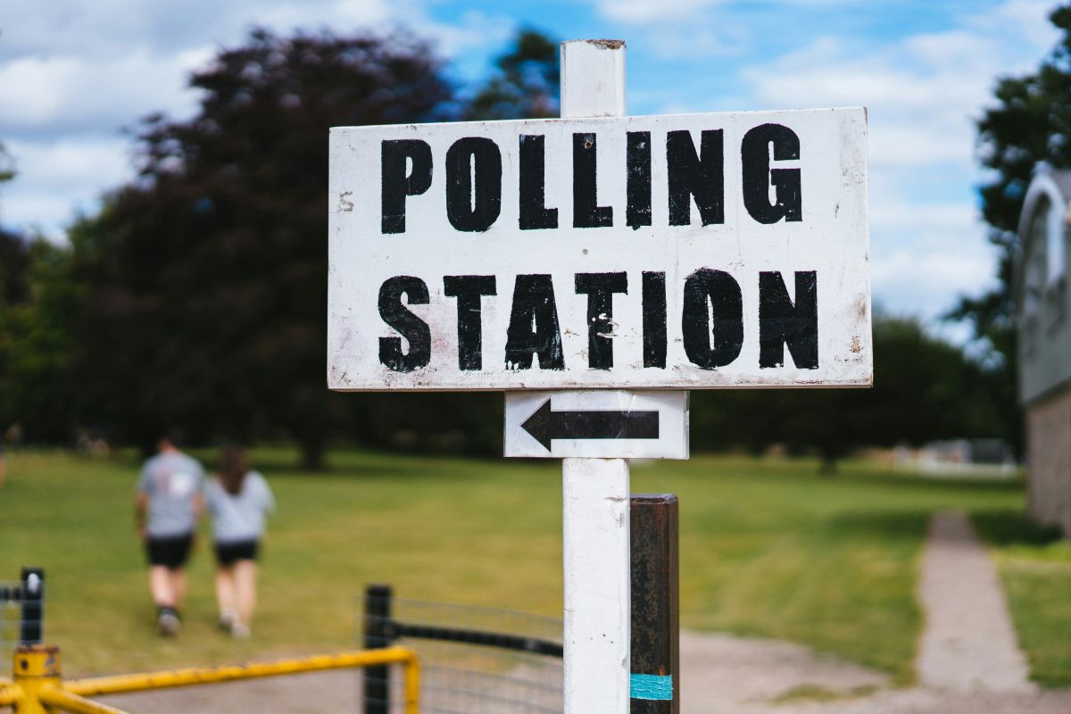 find polling place